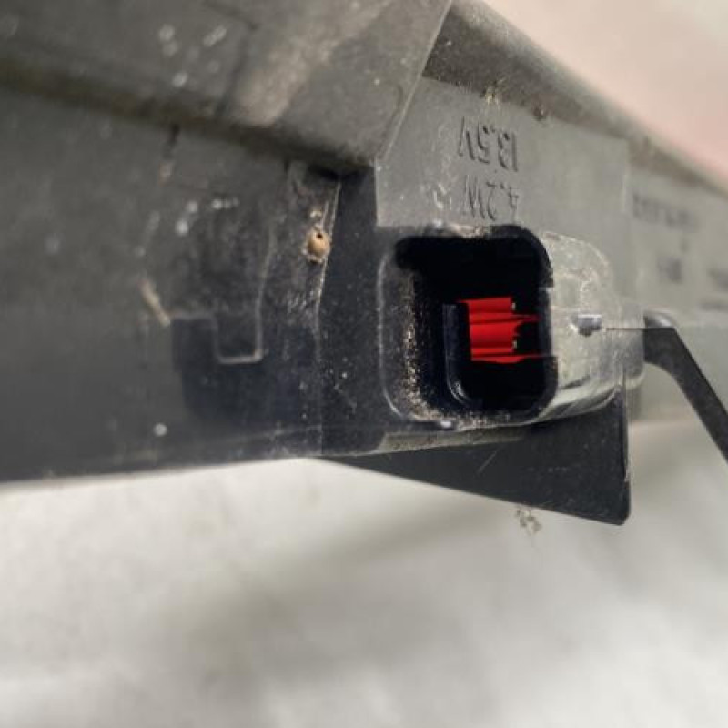 Feu arriere stop central CITROEN C4 PICASSO 1 Photo n°3