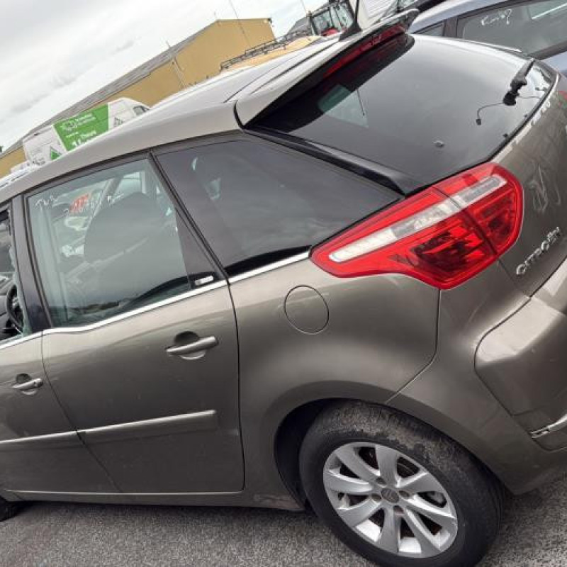 Feu arriere stop central CITROEN C4 PICASSO 1 Photo n°9