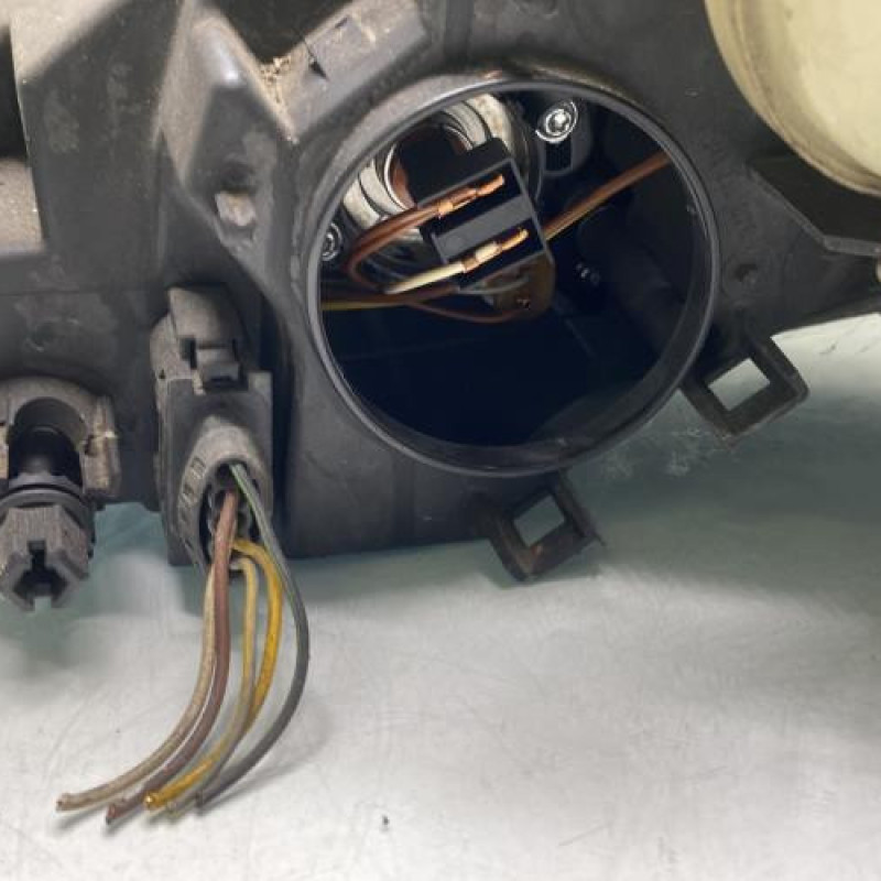 Optique avant principal droit (feux)(phare) MERCEDES CLASSE A 169 Photo n°4