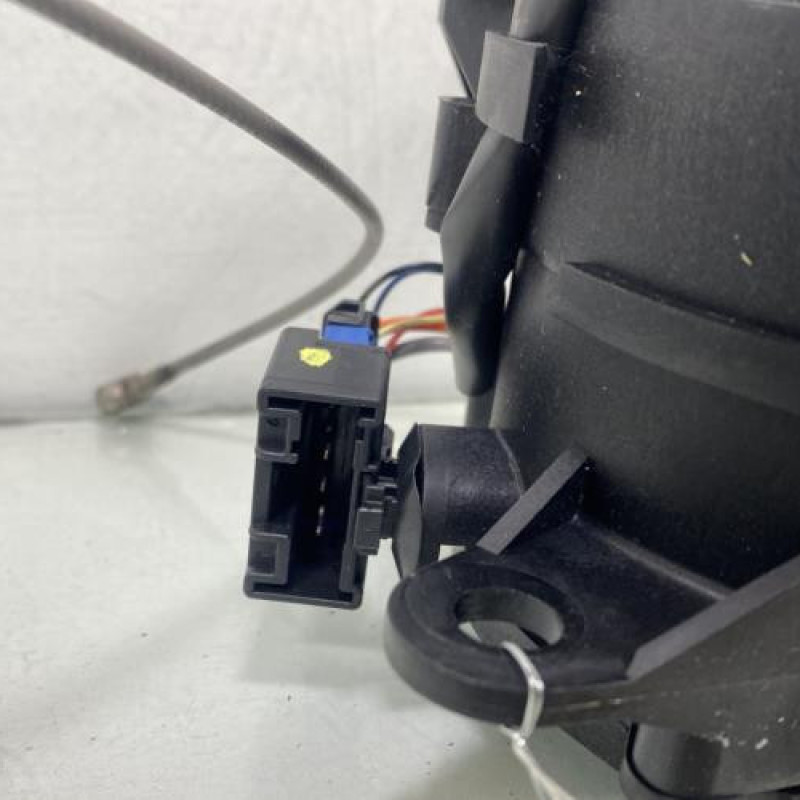 Moteur porte laterale droite PEUGEOT 1007 Photo n°6