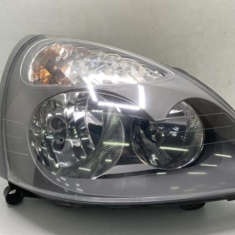 Optique avant principal droit (feux)(phare) RENAULT CLIO 2 CAMPUS Photo n°1