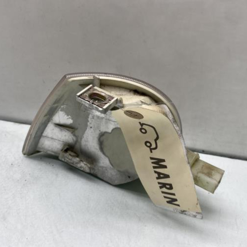 Optique avant secondaire droit (feux)(clignotant) SKODA OCTAVIA 1 Photo n°2