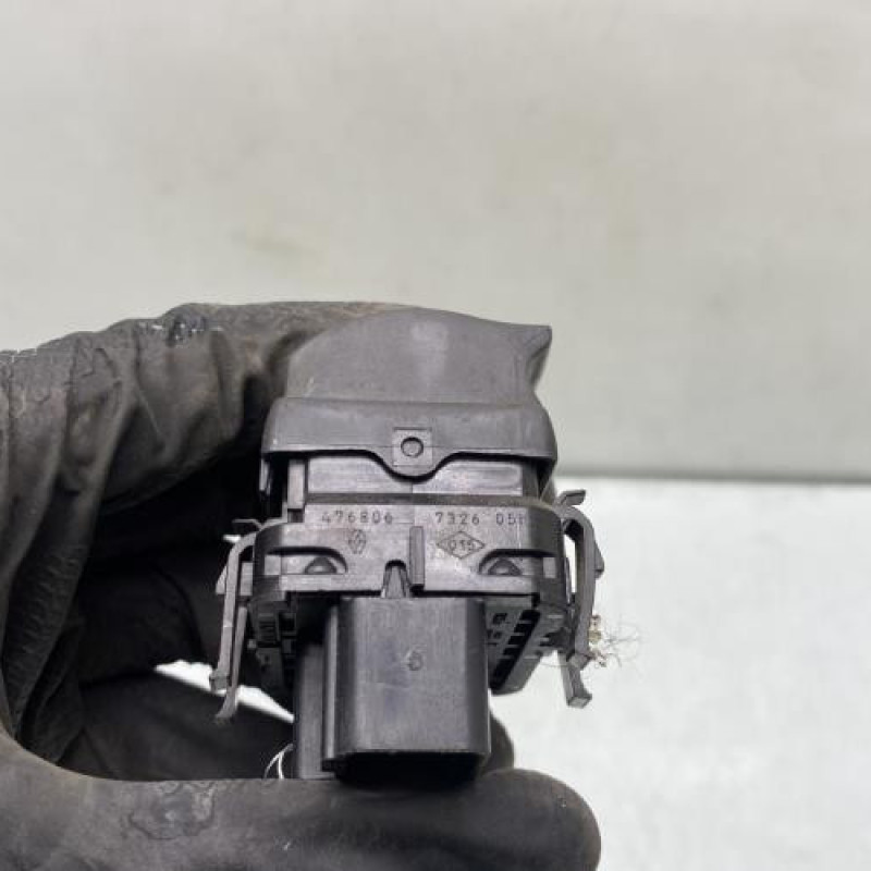 Interrupteur de leve vitre avant gauche RENAULT KANGOO 2 Photo n°4