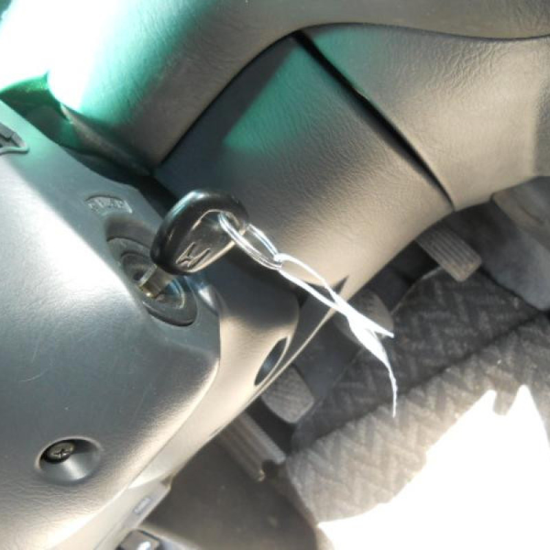 Attache ceinture avant droit HONDA CIVIC 5 Photo n°7