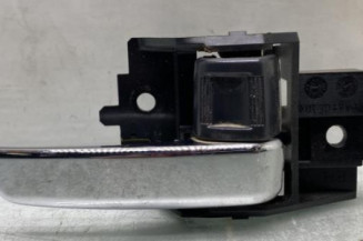 Poignee interieur avant droit MITSUBISHI SPACE STAR 3 Photo n°1