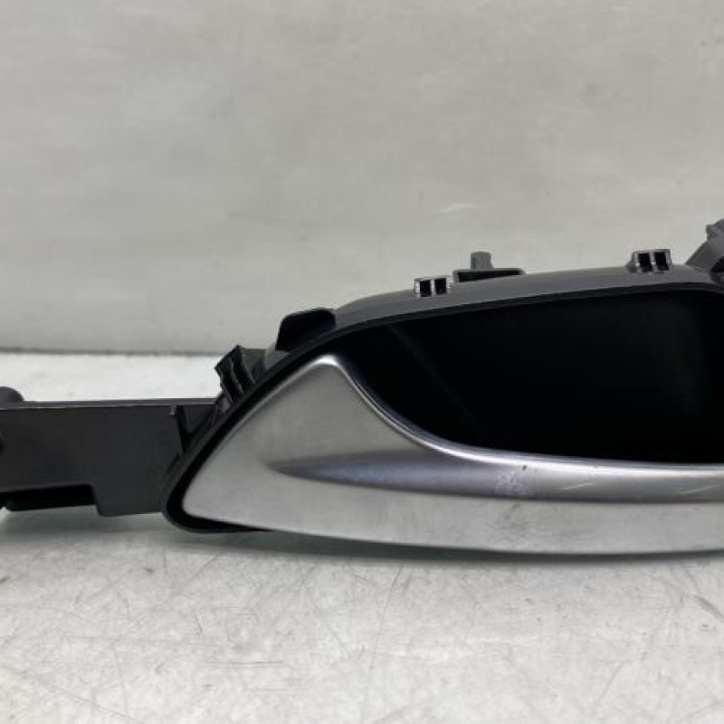 Poignee interieur arriere gauche MERCEDES CLASSE M 166 Photo n°1