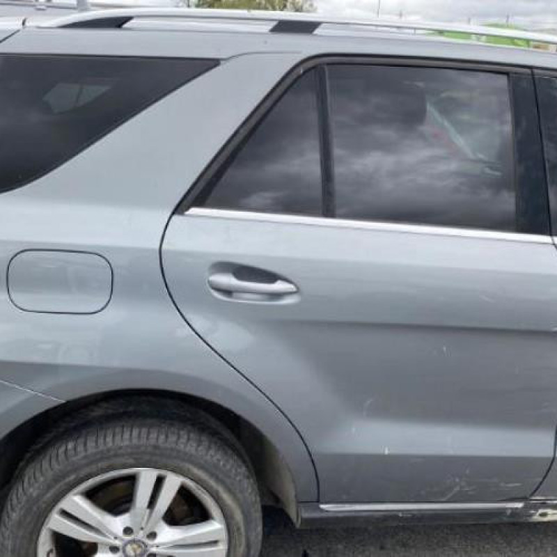 Poignee interieur avant gauche MERCEDES CLASSE M 166 Photo n°13