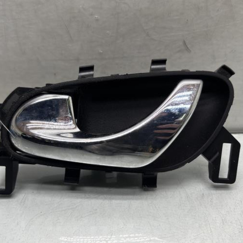 Poignee interieur arriere gauche NISSAN QASHQAI 2 Photo n°1