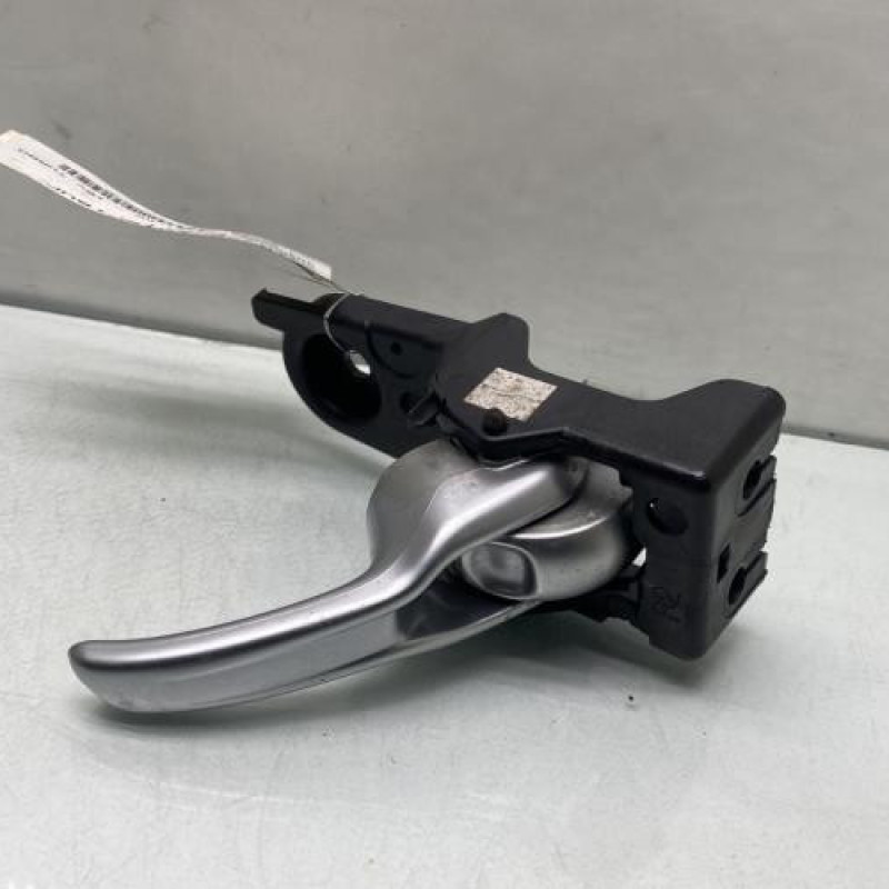 Poignee interieur avant droit JEEP CHEROKEE 4 Photo n°3