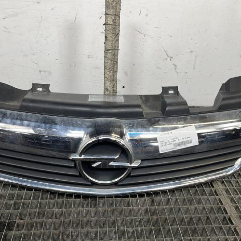 Calandre OPEL ZAFIRA B Photo n°1