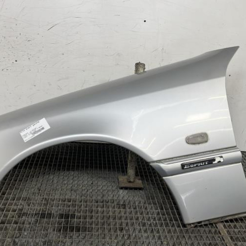 Aile avant gauche MERCEDES CLASSE C 202 Photo n°1