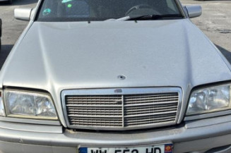 Aile avant gauche MERCEDES CLASSE C 202