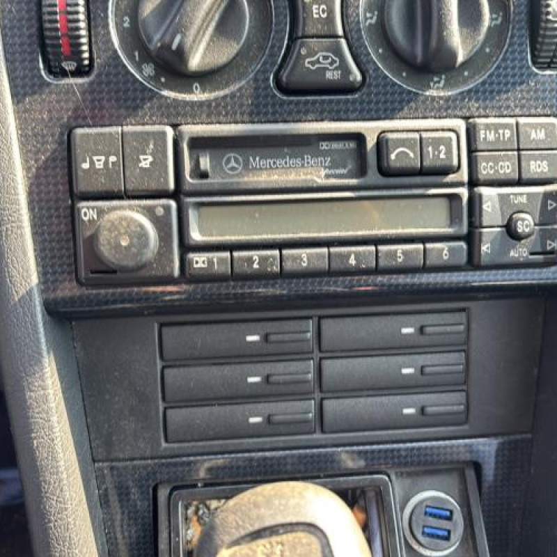 Aile avant gauche MERCEDES CLASSE C 202 Photo n°19