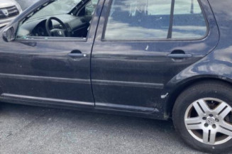 Calandre VOLKSWAGEN GOLF 4