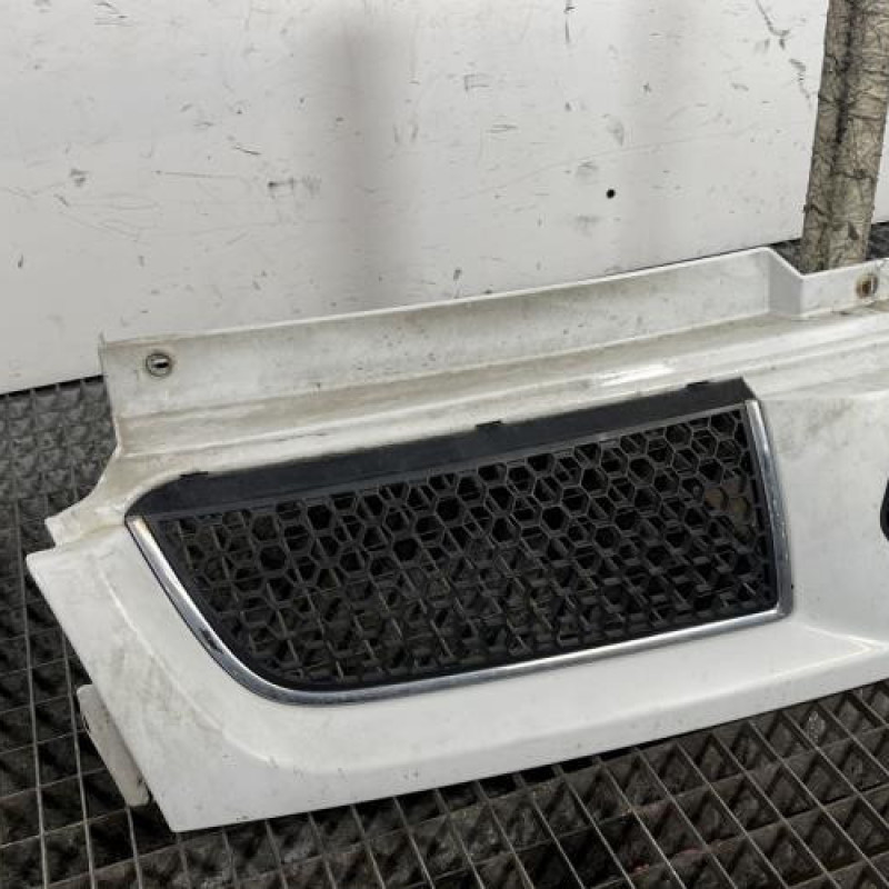 Calandre RENAULT TRAFIC 2 Photo n°2