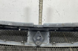 Calandre RENAULT TRAFIC 2