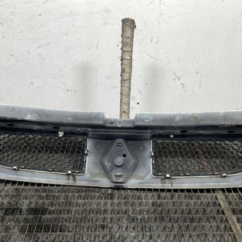 Calandre RENAULT TRAFIC 2 Photo n°4