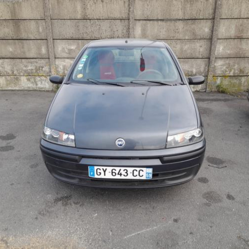 Aile avant droit FIAT PUNTO 2 Photo n°12