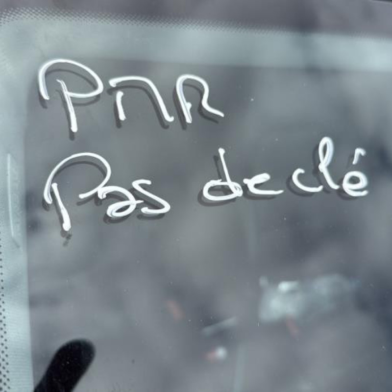 Aile avant droit VOLKSWAGEN PASSAT 6 Photo n°18