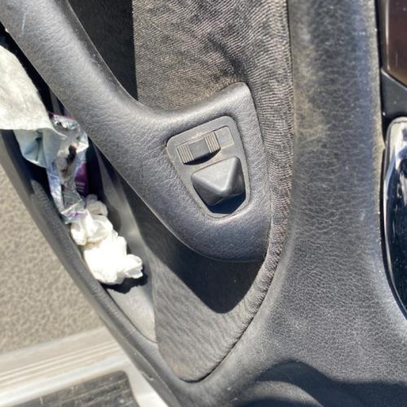 Leve vitre electrique arriere droit BMW SERIE 3 E46 Photo n°16