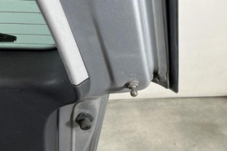 Malle/Hayon arriere OPEL ZAFIRA B