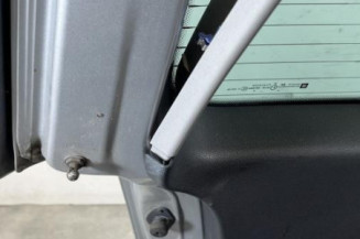 Malle/Hayon arriere OPEL ZAFIRA B