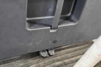 Malle/Hayon arriere OPEL ZAFIRA B