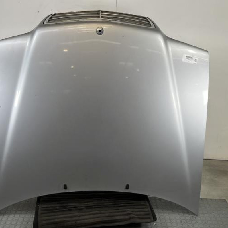 Capot MERCEDES CLASSE C 202 Photo n°1