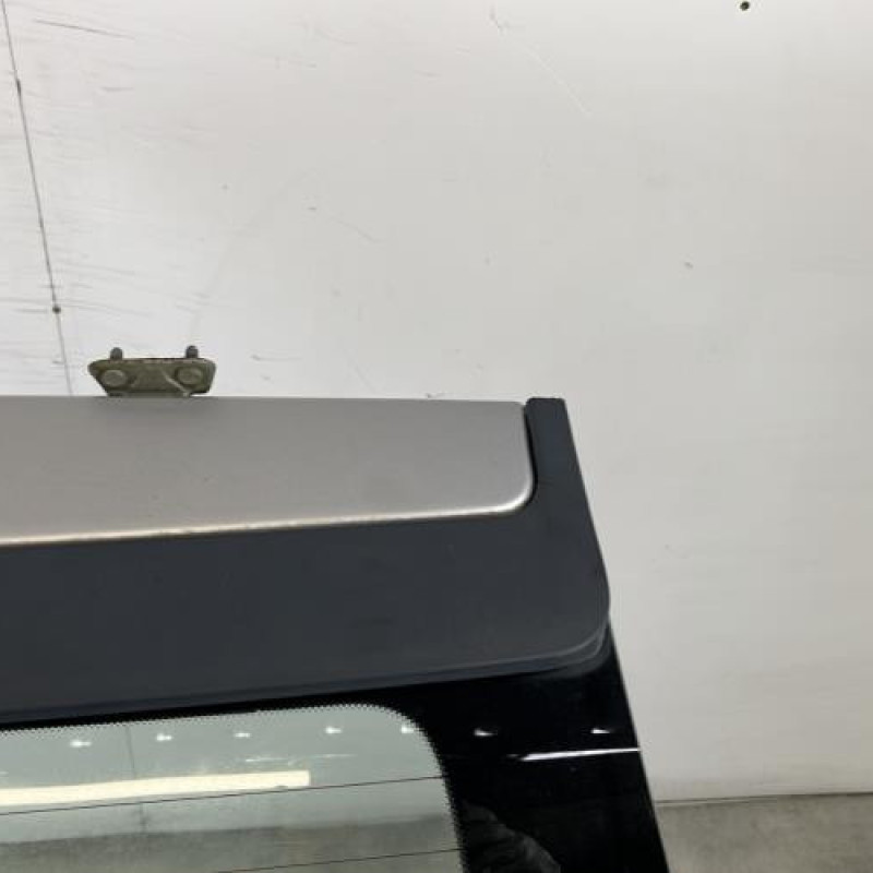 Malle/Hayon arriere MERCEDES CLASSE C 202 Photo n°3