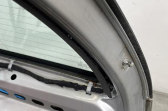 Malle/Hayon arriere MERCEDES CLASSE C 202