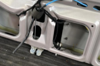 Malle/Hayon arriere MERCEDES CLASSE C 202