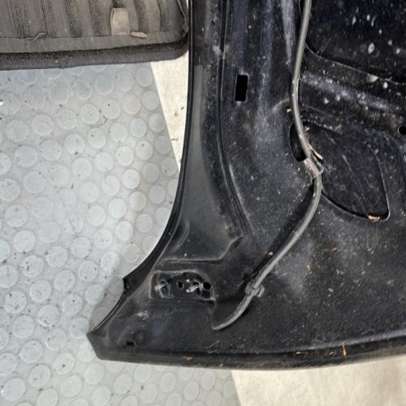 Capot FORD FIESTA 6 Photo n°9