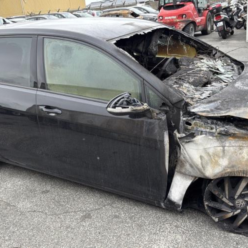 Catadioptre arriere gauche VOLKSWAGEN GOLF 7 Photo n°11