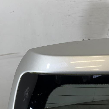 Malle/Hayon arriere TOYOTA COROLLA VERSO 2