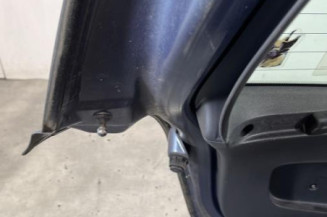 Malle/Hayon arriere RENAULT CLIO 3