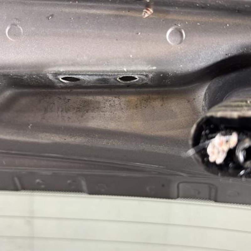 Malle/Hayon arriere VOLKSWAGEN PASSAT 6 Photo n°9