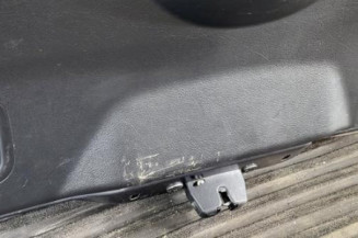 Malle/Hayon arriere PEUGEOT 207