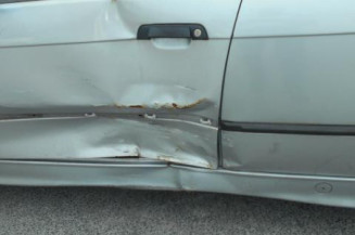 Pare choc arriere BMW SERIE 3 E36