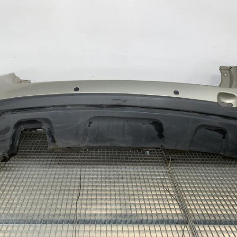 Pare choc arriere DACIA DUSTER 1 Photo n°4