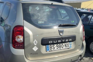 Pare choc arriere DACIA DUSTER 1