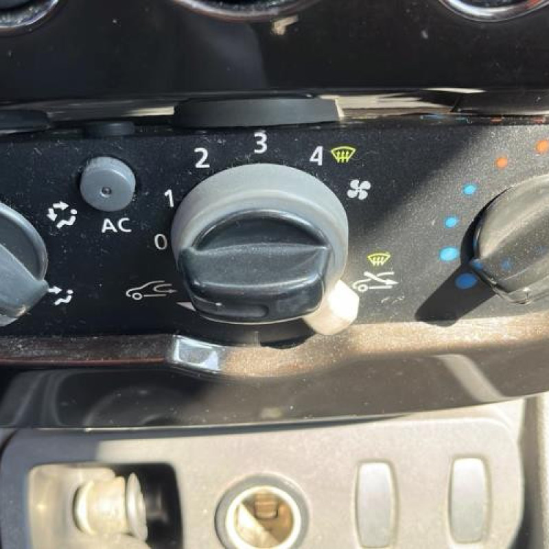 Pare choc arriere DACIA DUSTER 1 Photo n°14