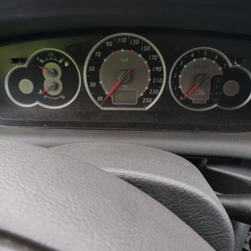 Pare choc avant CITROEN C5 1 Photo n°11