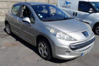 Pare choc avant PEUGEOT 207