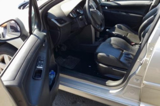 Pare choc avant PEUGEOT 207