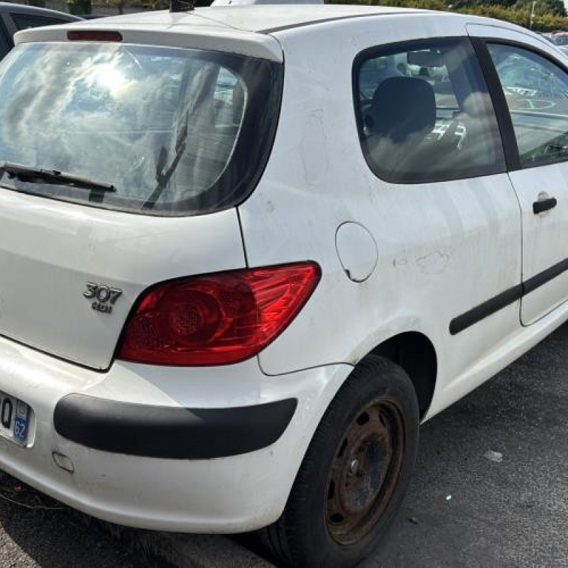 Pare choc arriere PEUGEOT 307 Photo n°9