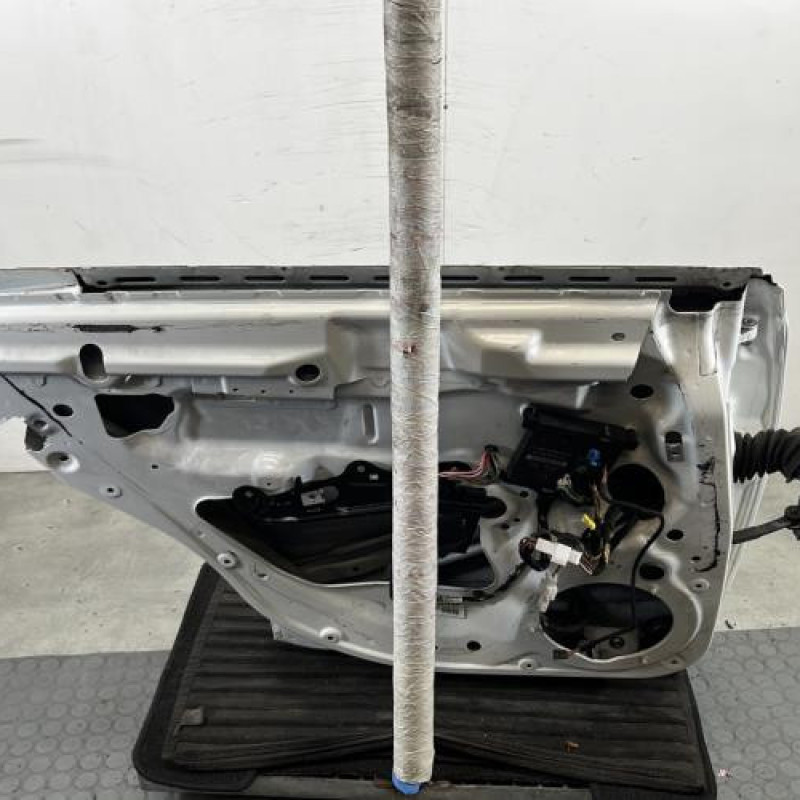 Porte arriere gauche MERCEDES CLASSE CLS 219 Photo n°5