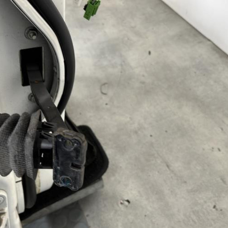 Porte avant droit MERCEDES CLASSE CLS 219 Photo n°3