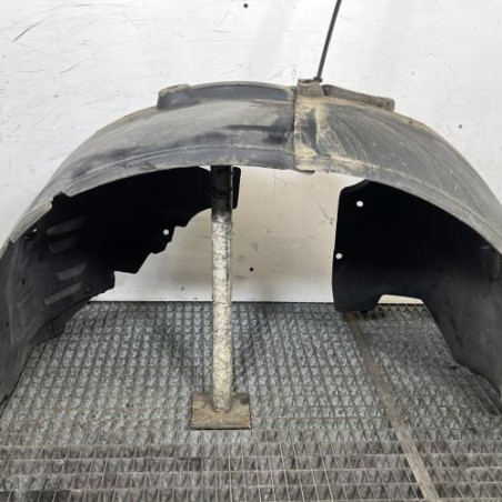 Pare boue avant gauche MERCEDES CLASSE CLS 219 Photo n°1