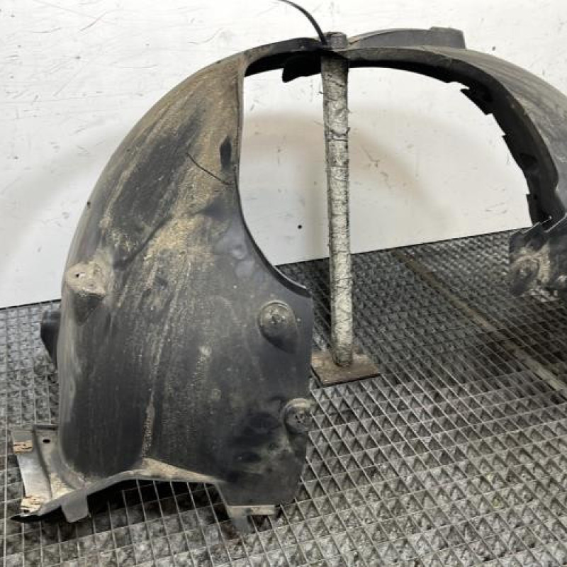 Pare boue avant gauche MERCEDES CLASSE CLS 219 Photo n°3