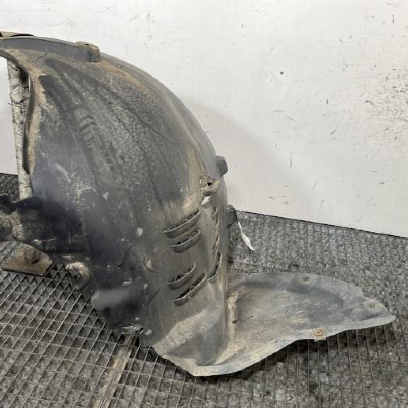 Pare boue avant gauche MERCEDES CLASSE CLS 219 Photo n°4